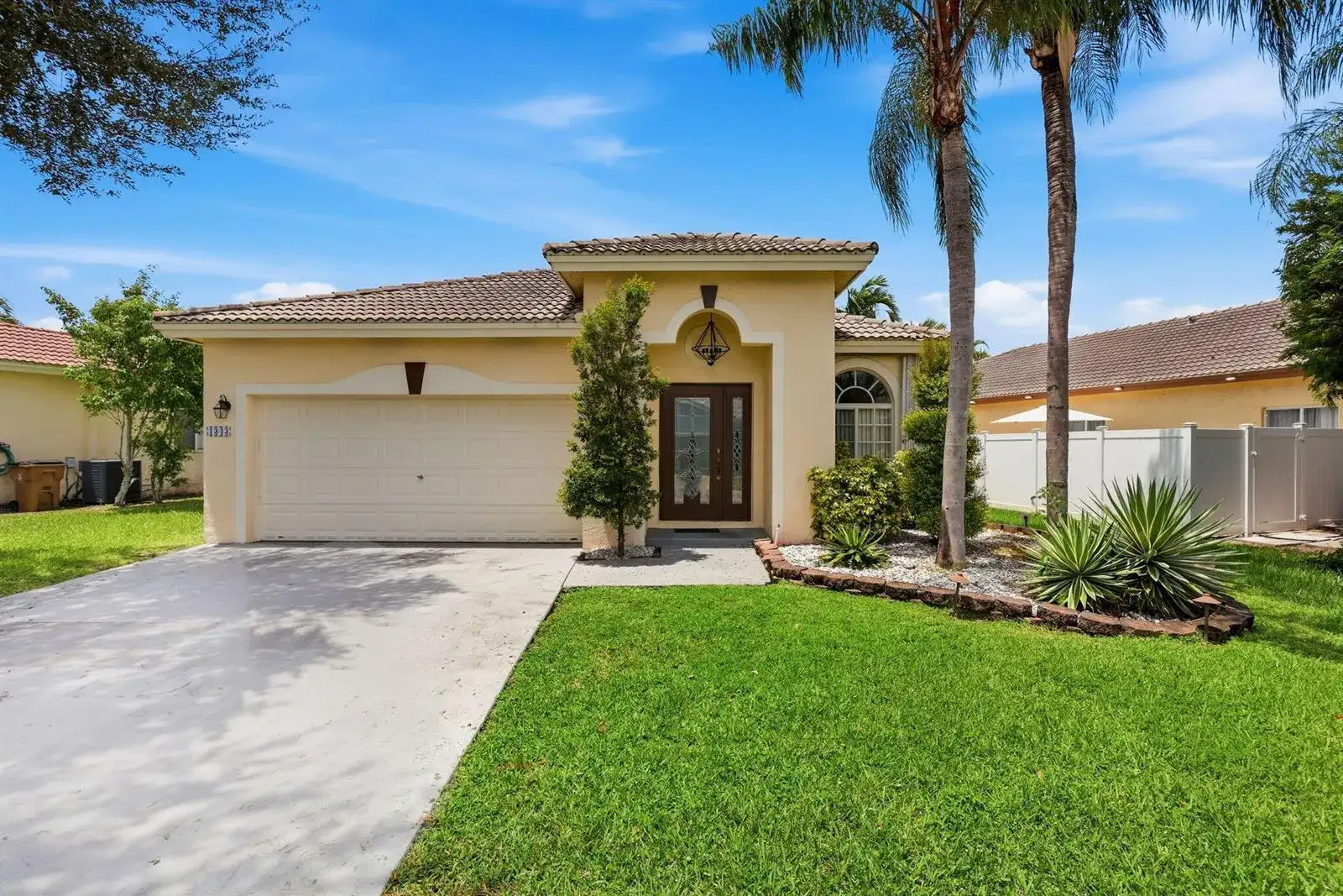 1343 SW 44TH Terrace, Deerfield Beach FL 33442 photo 2