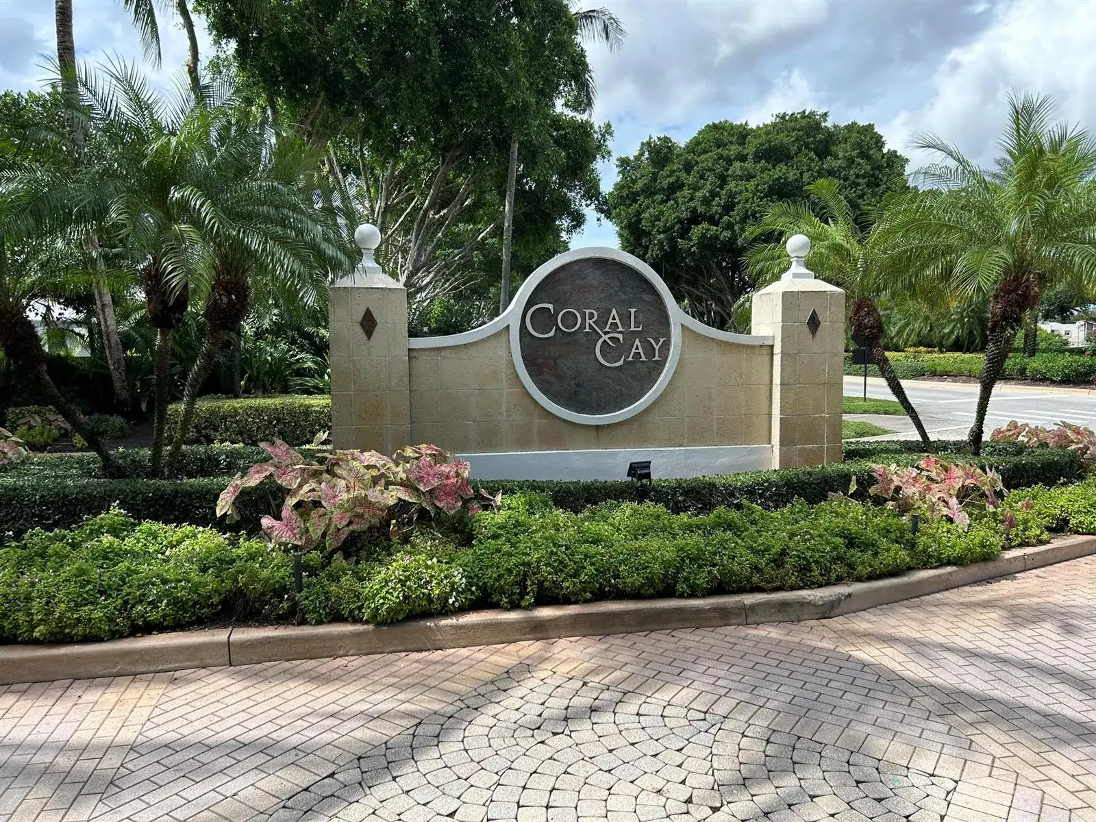 152 CORAL CAY Drive, Palm Beach Gardens FL 33418 photo 3