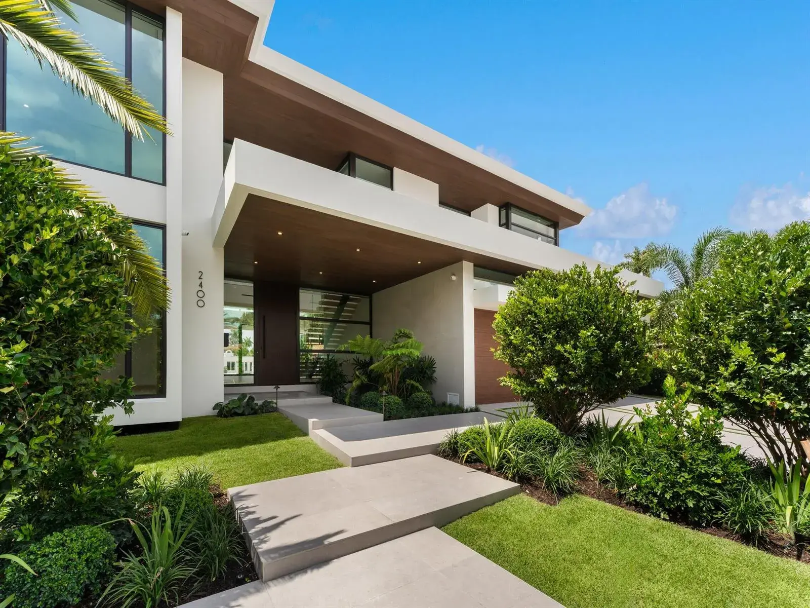 2400 Barcelona Drive, Fort Lauderdale FL 33301