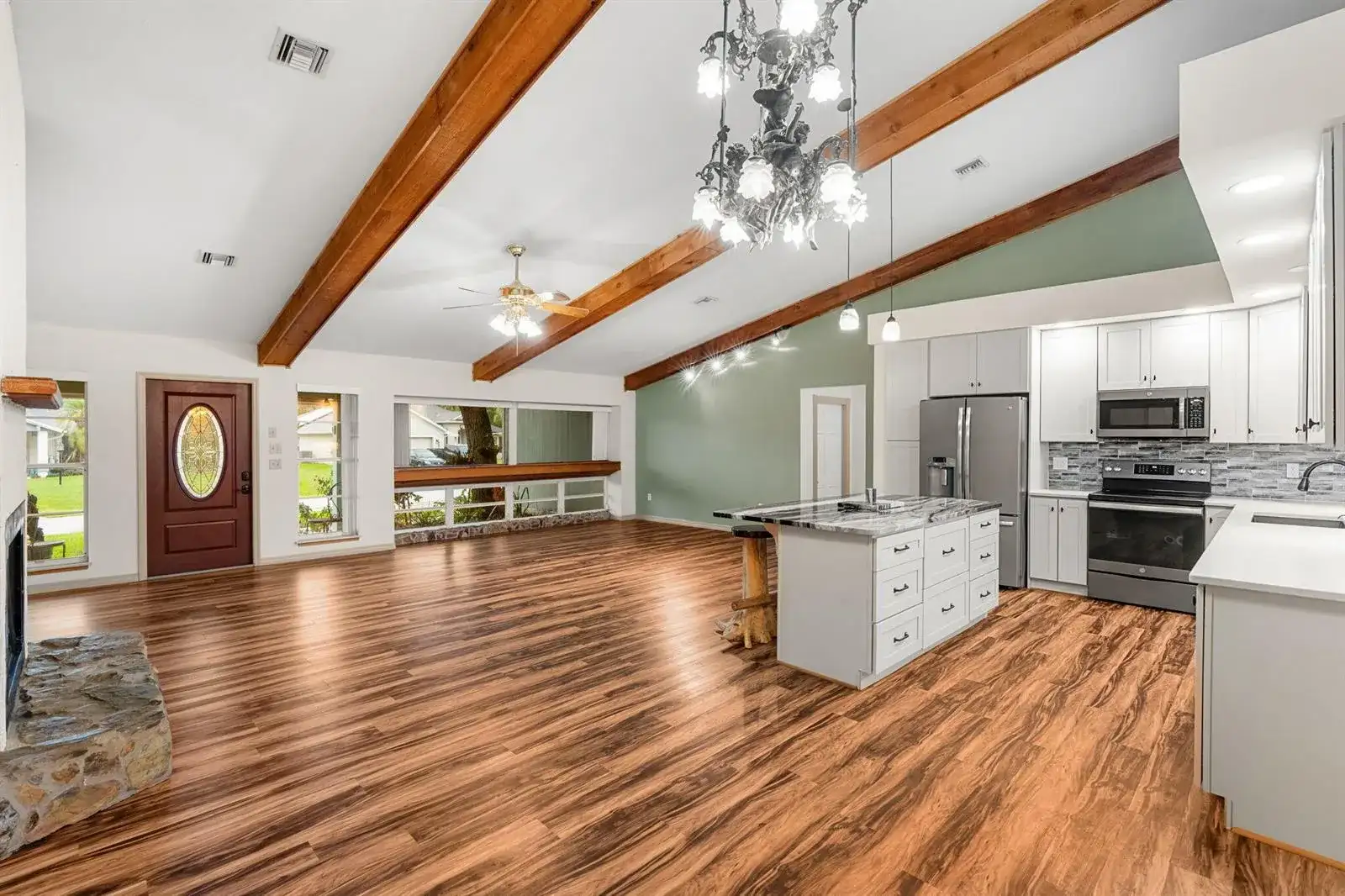 1873 SW MACARTHUR Avenue, Port St. Lucie FL 34953 photo 3