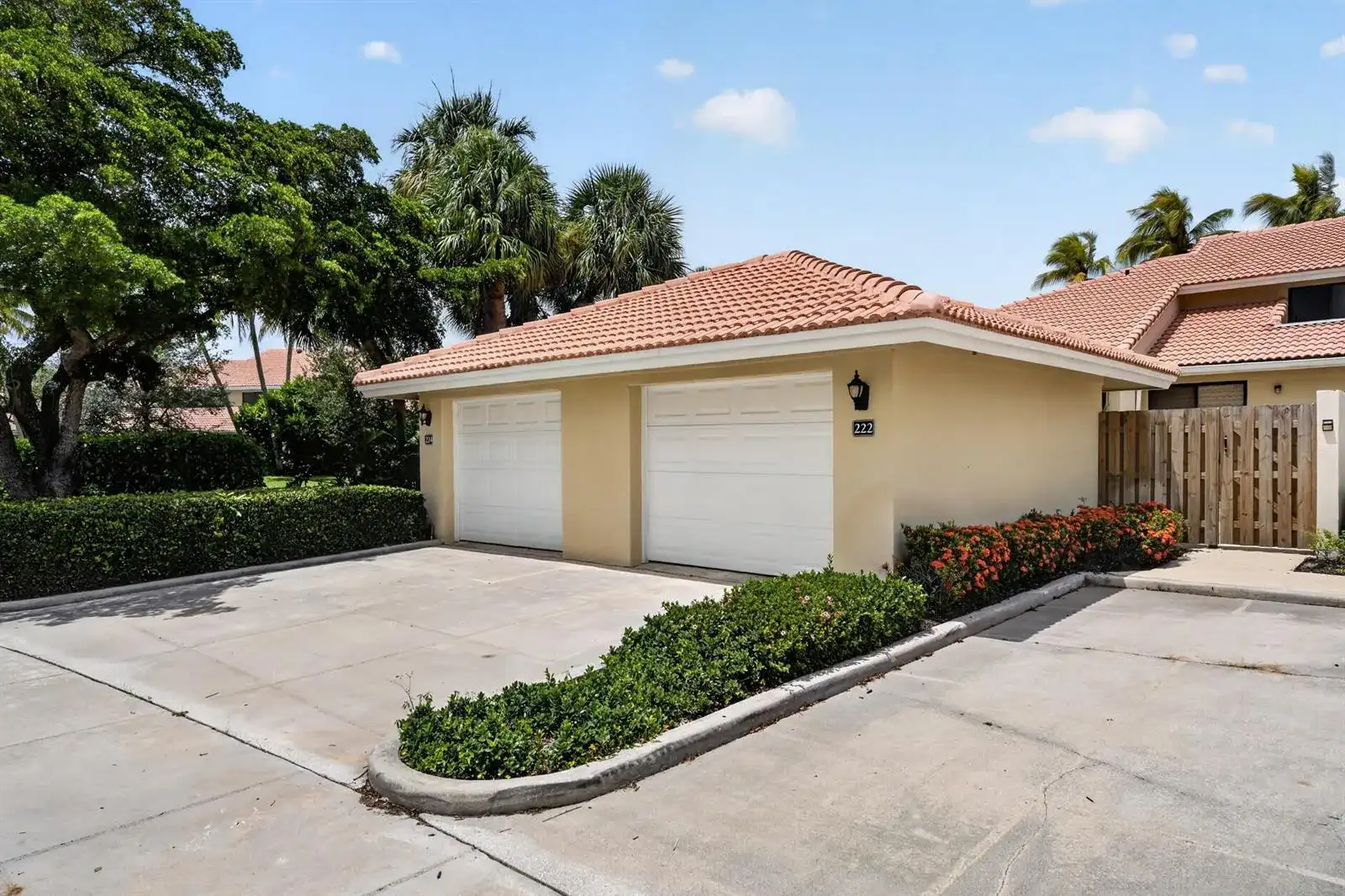 222 Old Meadow Way, Palm Beach Gardens FL 33418 photo 2