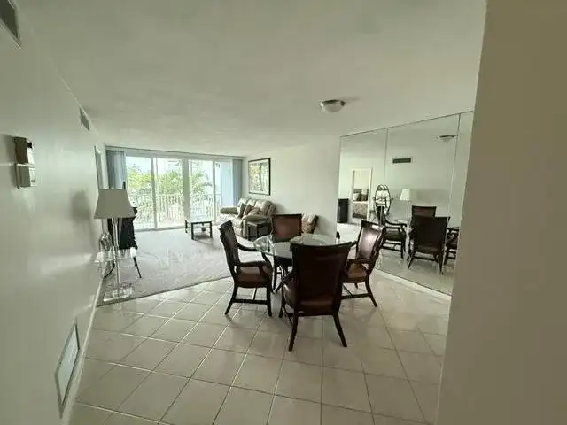 2010 S Federal Highway # 202, Boynton Beach FL 33435 photo 3