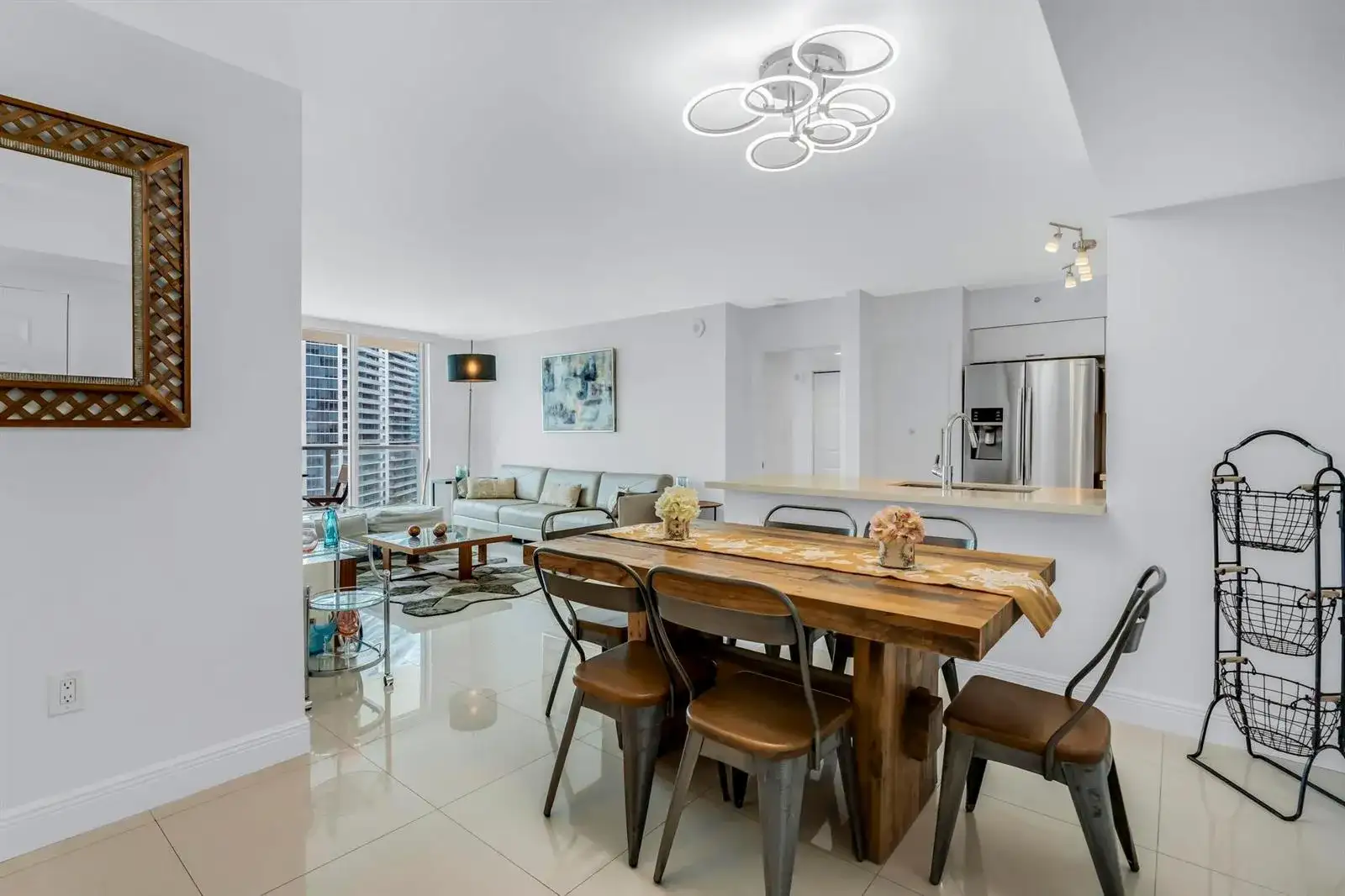 1155 BRICKELL BAY Drive # 2509, Miami FL 33131 photo 4