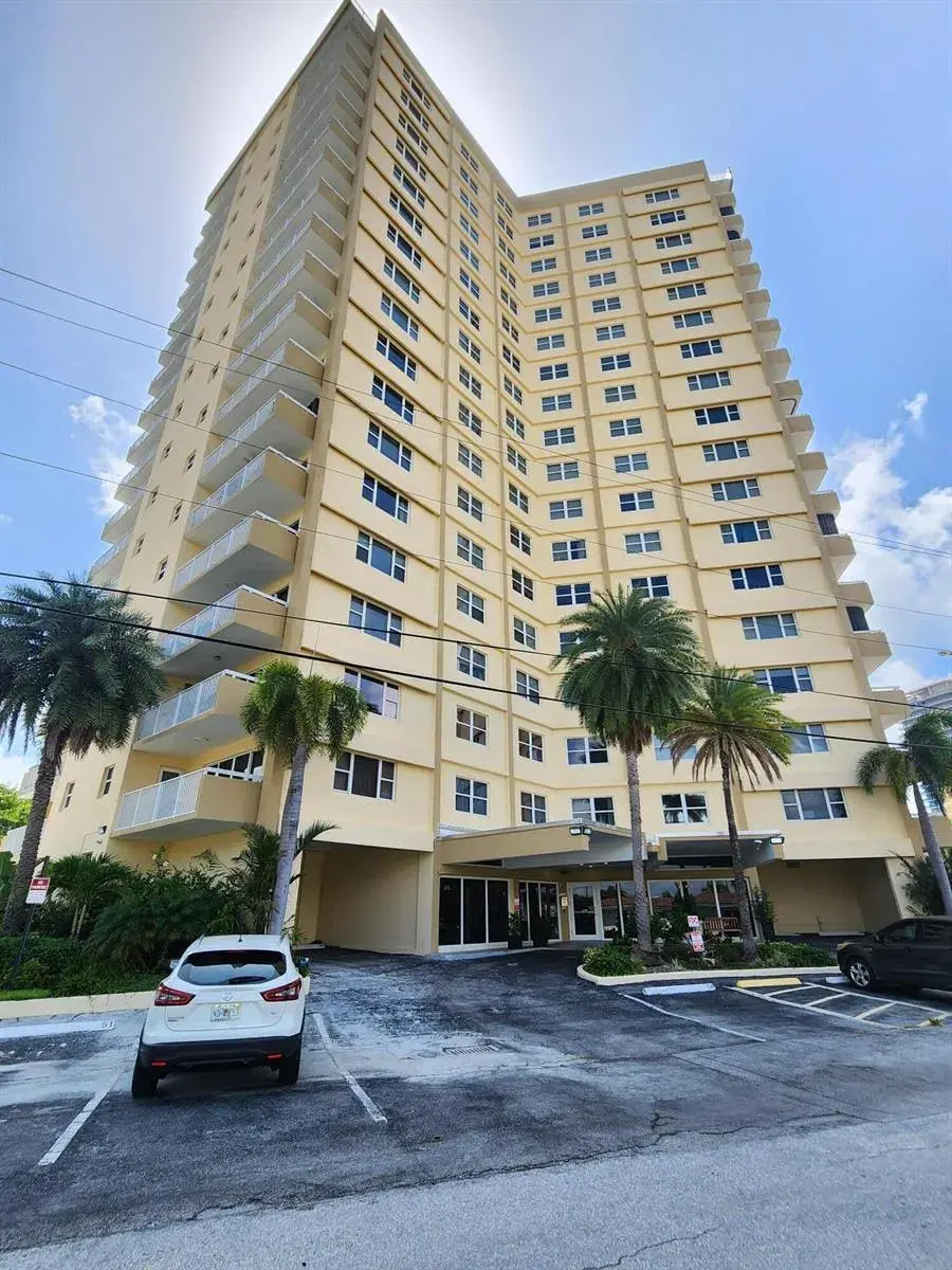 1200 HIBISCUS Avenue # 1006, Pompano Beach FL 33062