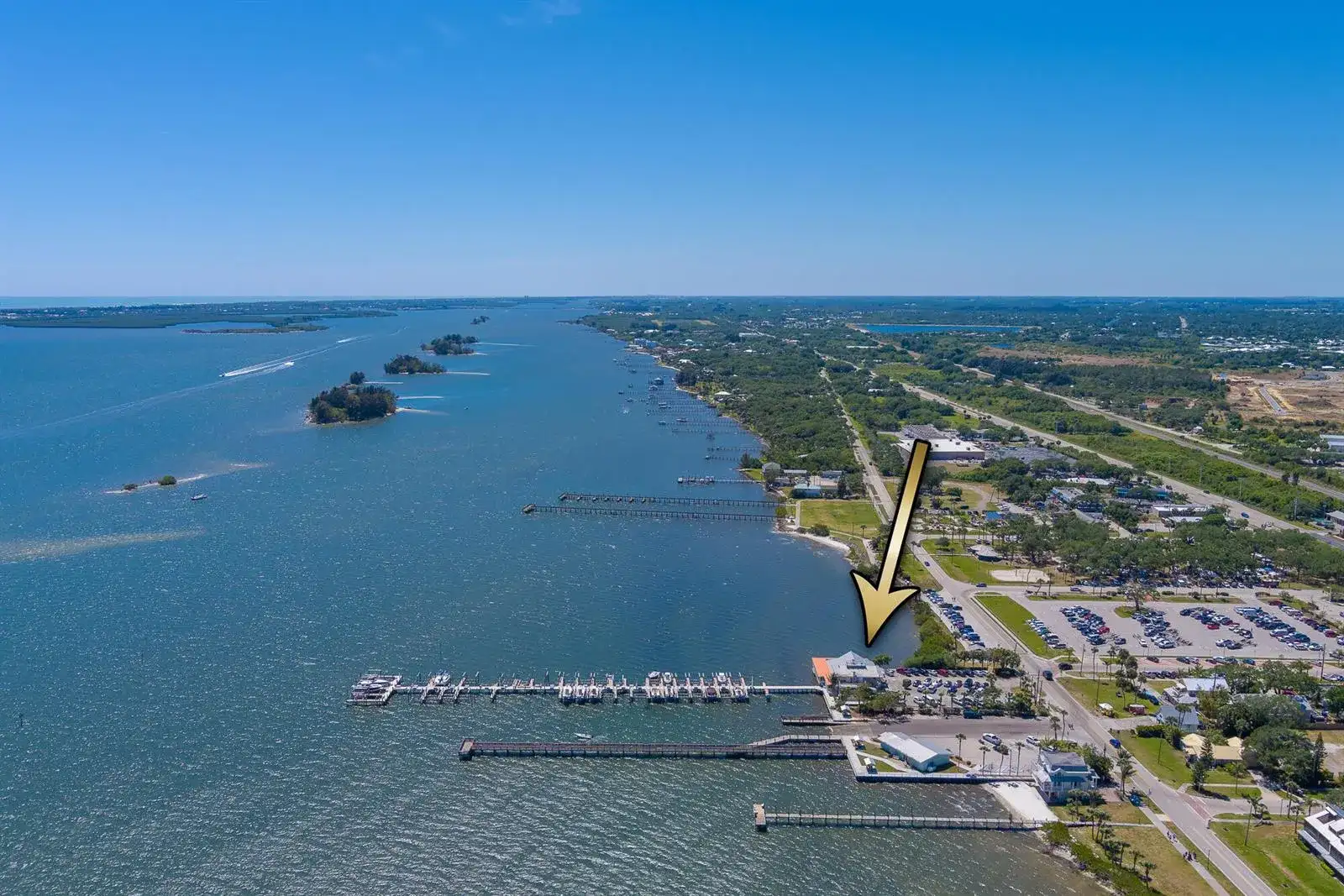 806 INDIAN RIVER Drive, Sebastian FL 32958 photo 2