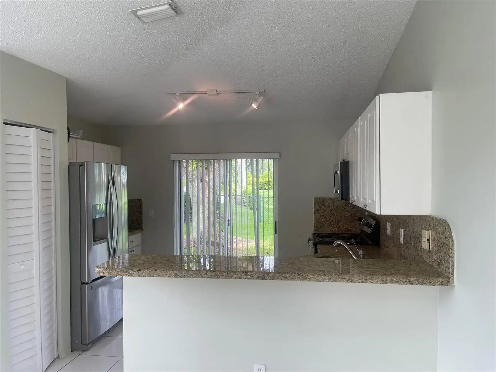 1810 SW 114th Terrace, Miramar FL 33025 photo 5