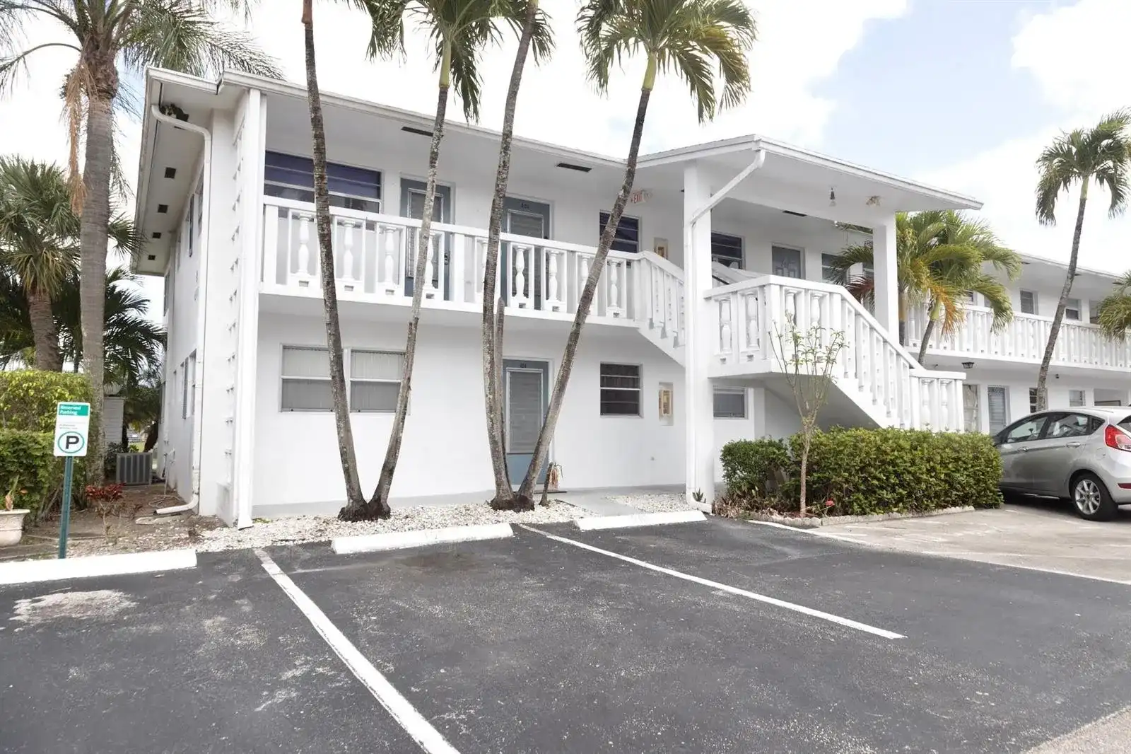 6500 Winfield Boulevard Unit 201, Margate FL 33063