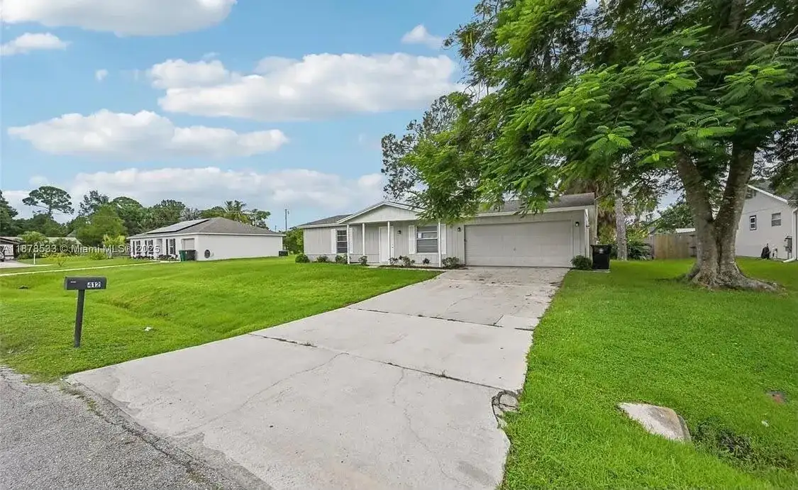 412 NW CORNELL Avenue, Port St. Lucie FL 34983 photo 3