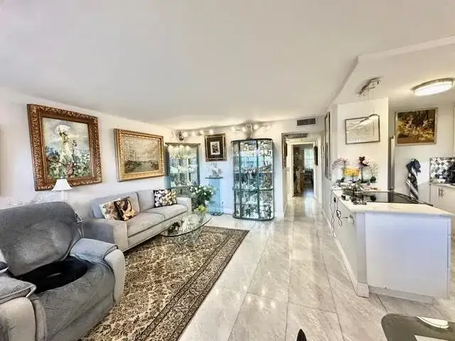 3008 Guildford A, Boca Raton FL 33434 photo 5