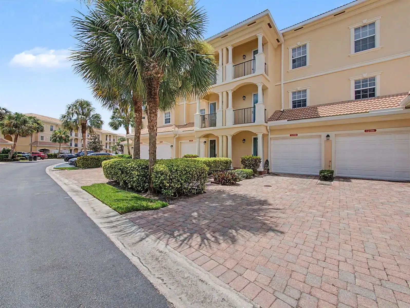 12590 SE Old Cypress Drive, Hobe Sound FL 33455
