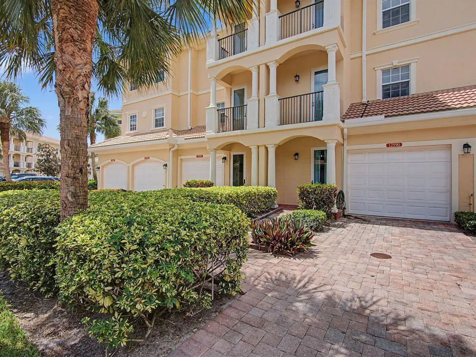 12590 SE Old Cypress Drive, Hobe Sound FL 33455 photo 2