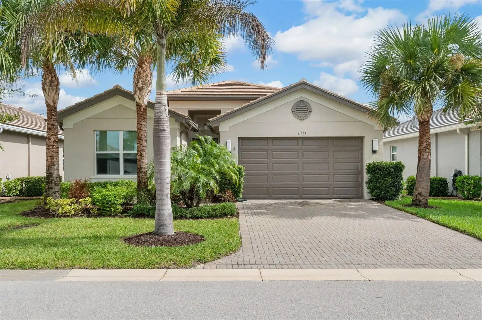 11393 N HAWKINS Terrace, Port St. Lucie FL 34987