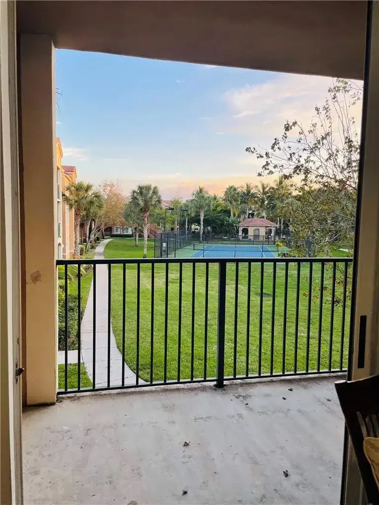 8020 N NOB HILL Road # 206, Tamarac FL 33321 photo 3