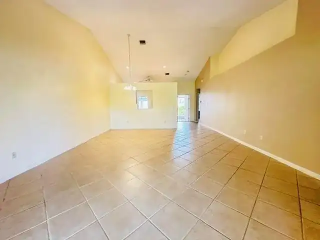 10632 Lake Shore Drive, Wellington FL 33414 photo 4