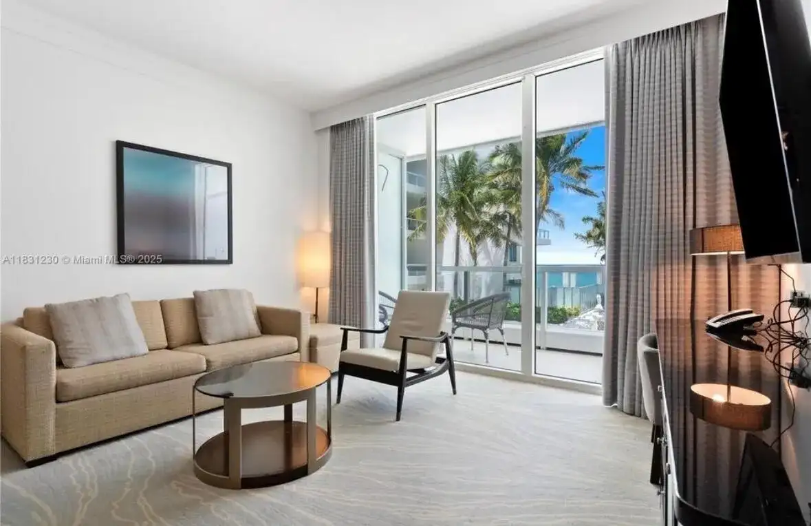 4391 Collins Avenue # 623, Miami Beach FL 33140 photo 2