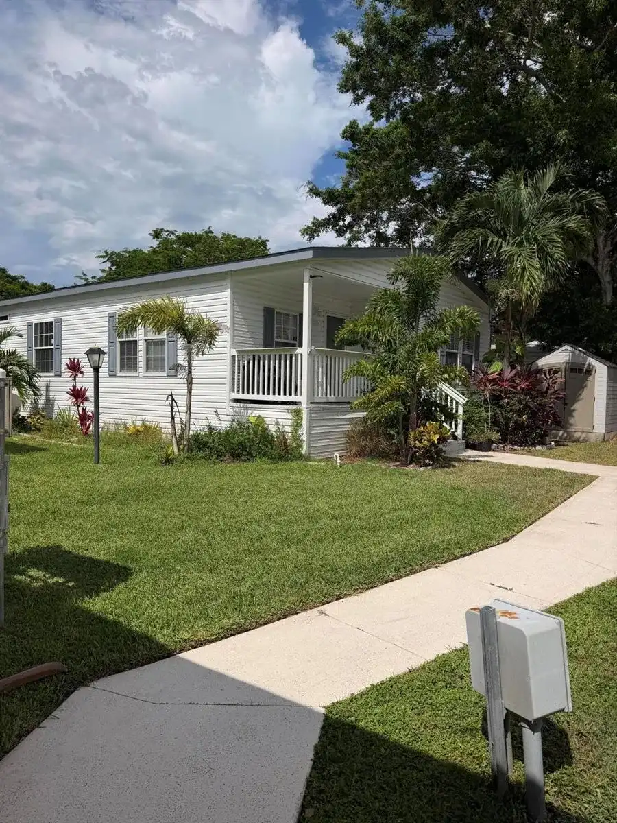 2555 PGA Boulevard # 303, Palm Beach Gardens FL 33410