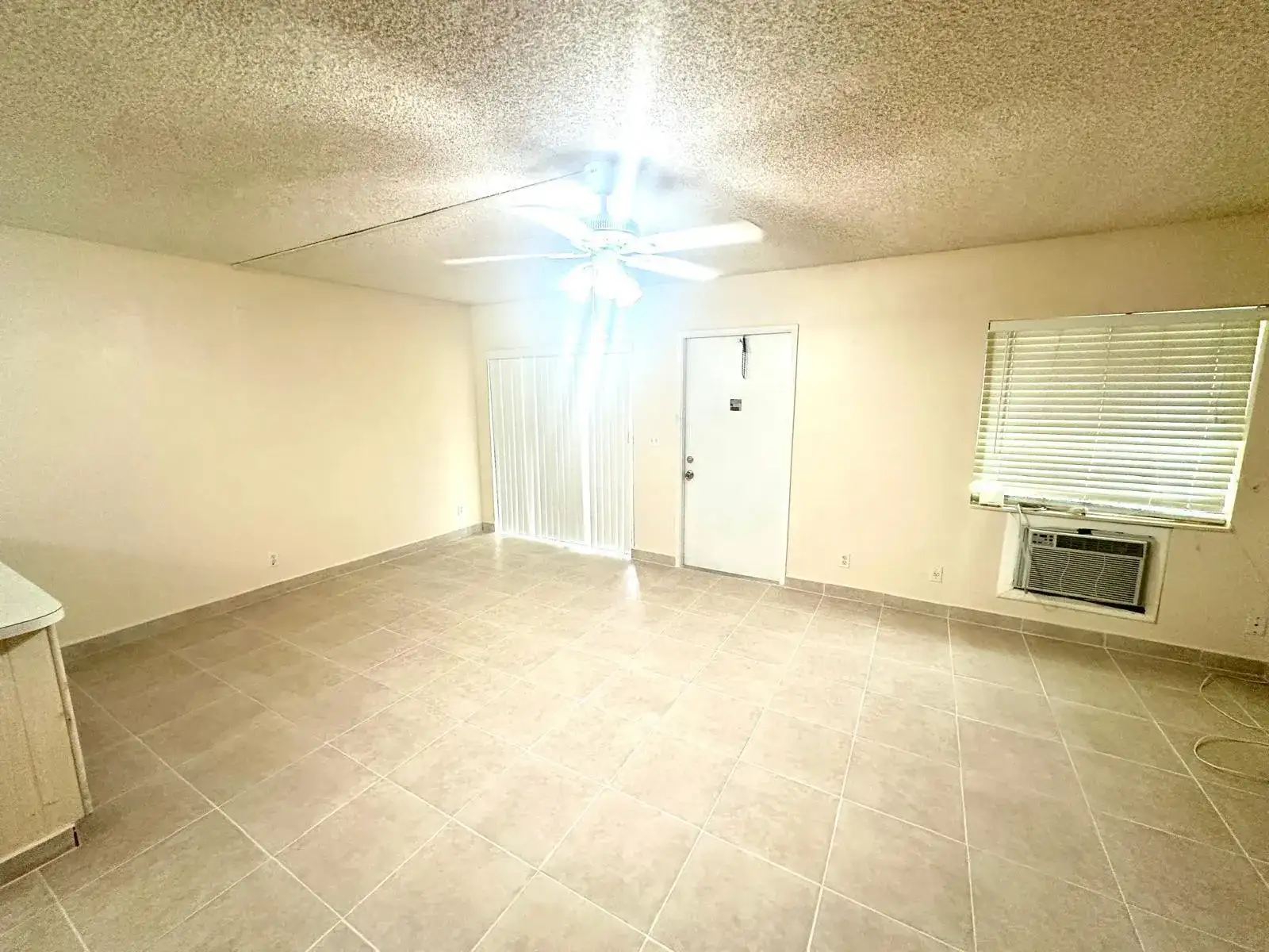 5773 La Pinata Boulevard # 1, FL 33463 photo 3