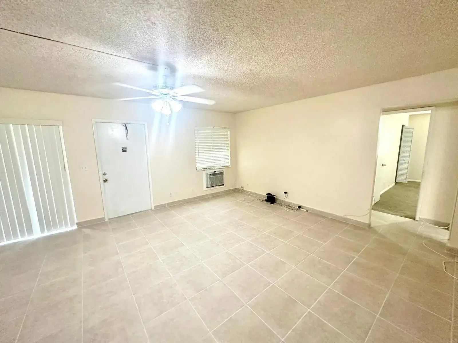 5773 La Pinata Boulevard # 1, FL 33463 photo 5