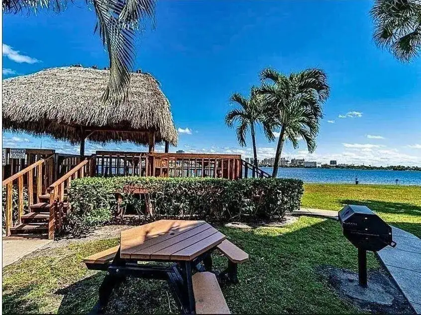 708 Executive Center Drive # 12, West Palm Beach FL 33401 photo 5