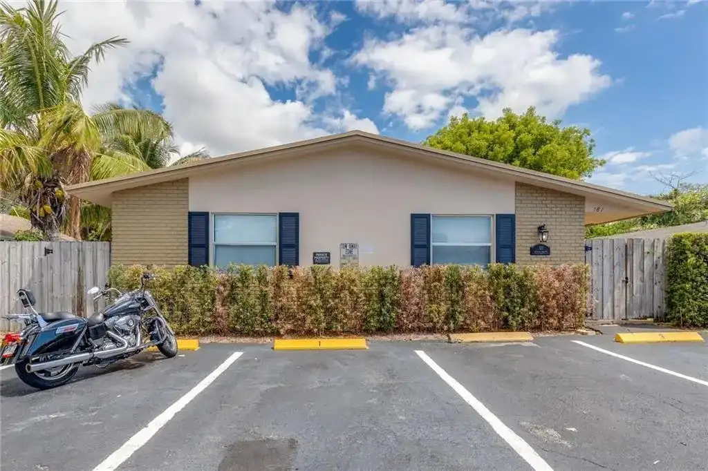 181 NW 42nd Street # 2, Oakland Park FL 33309