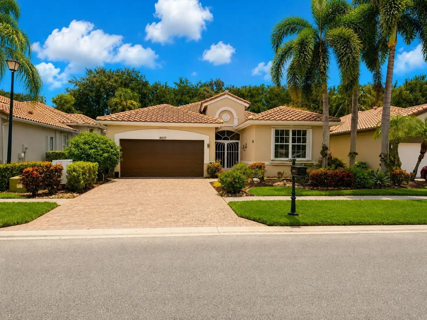 9837 MANTOVA Drive, Lake Worth FL 33467