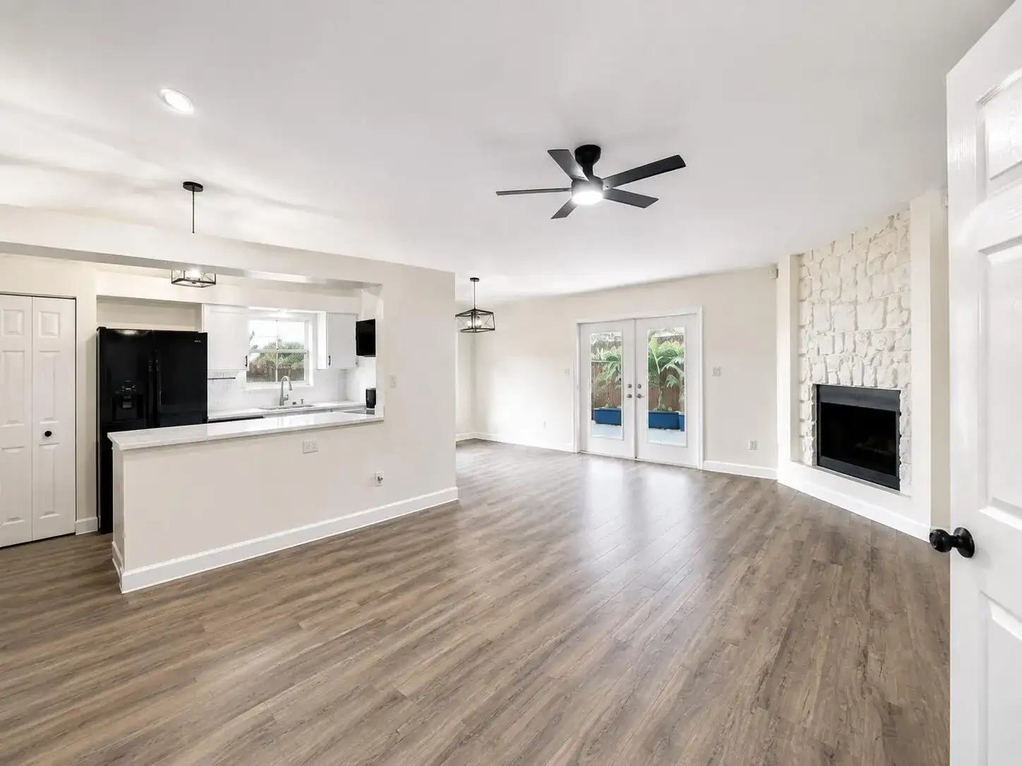 1228 Chippewa Street, Jupiter FL 33458 photo 3