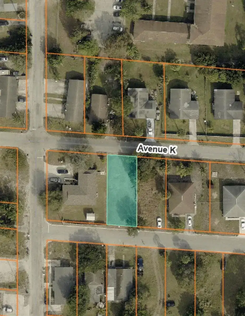 1512 Avenue J, Fort Pierce FL 34950 photo 2