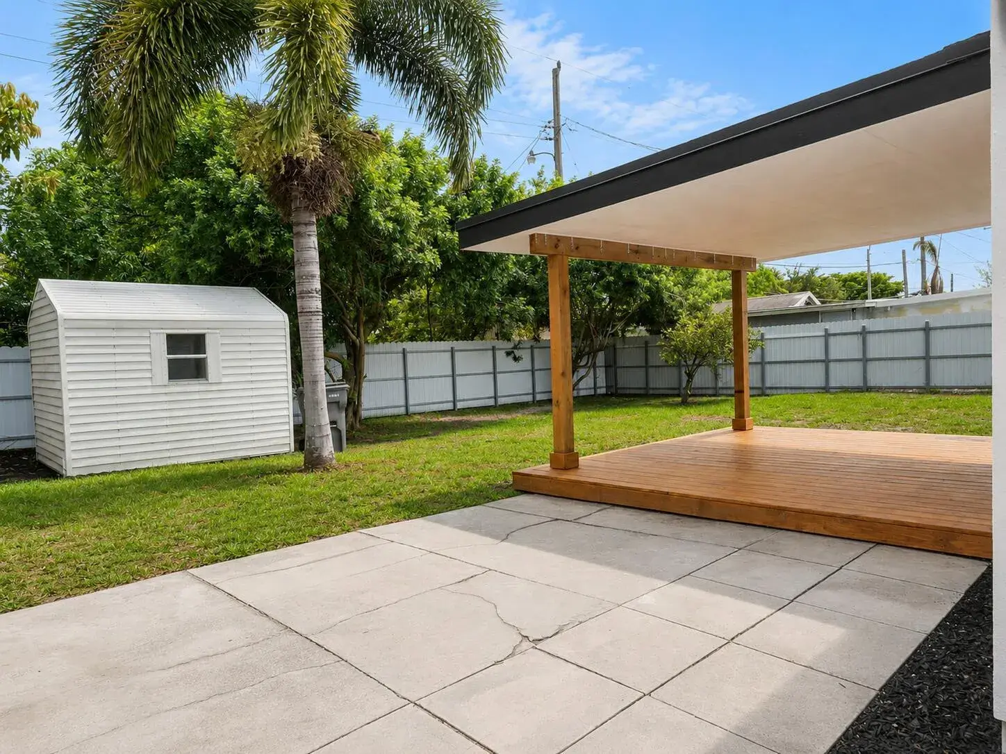 2013 Longwood Road, West Palm Beach FL 33409