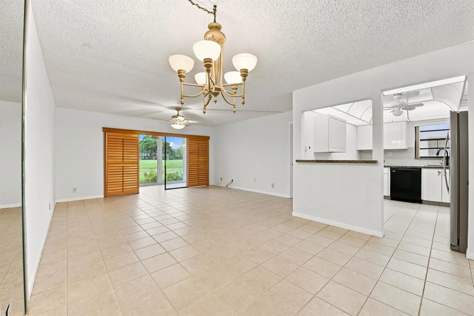448 Piedmont J, Delray Beach FL 33484