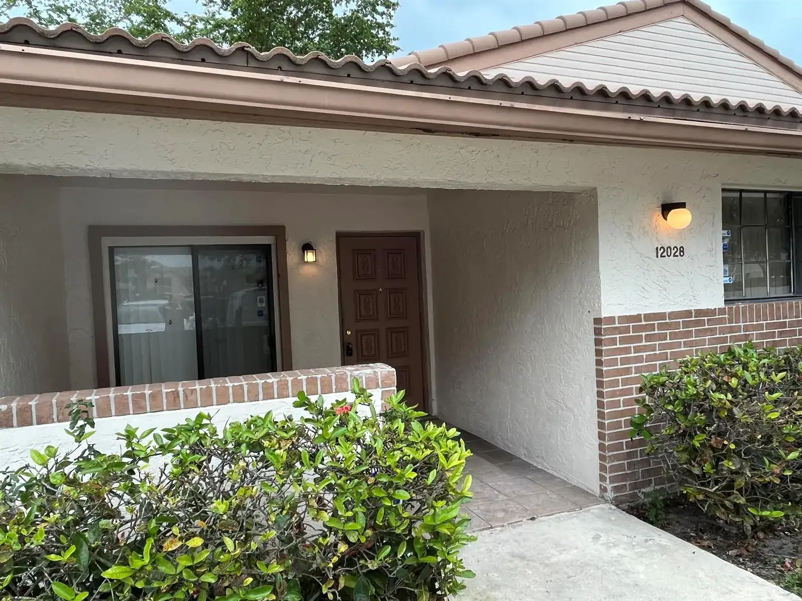 12028 ROYAL PALM Boulevard # F, Coral Springs FL 33065 photo 2
