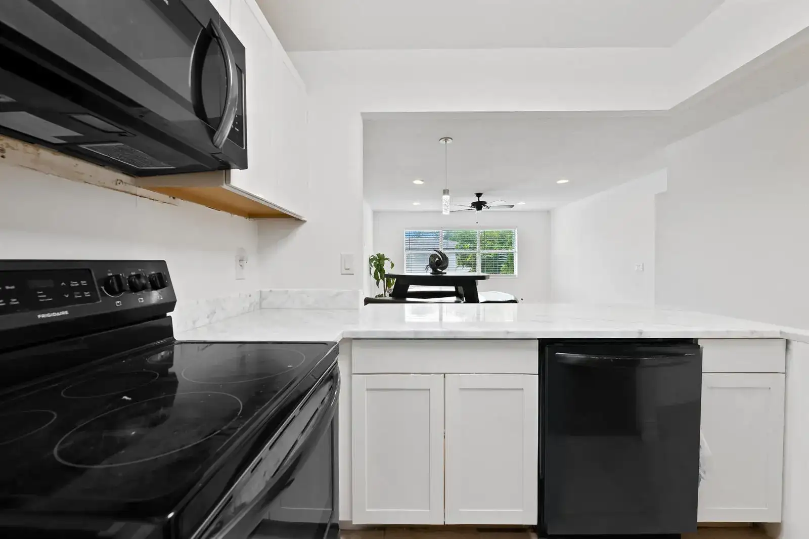 430 SE 2ND Avenue # 21, Deerfield Beach FL 33441 photo 4