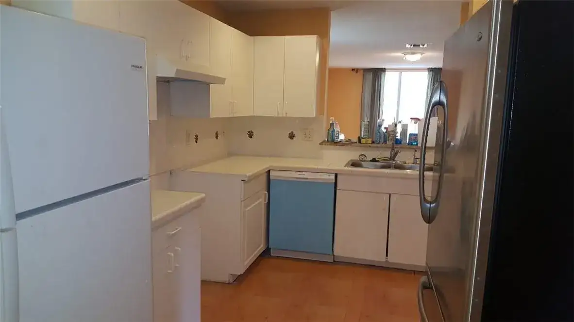 9761 NW 2nd Street, Coral Springs FL 33071 photo 2