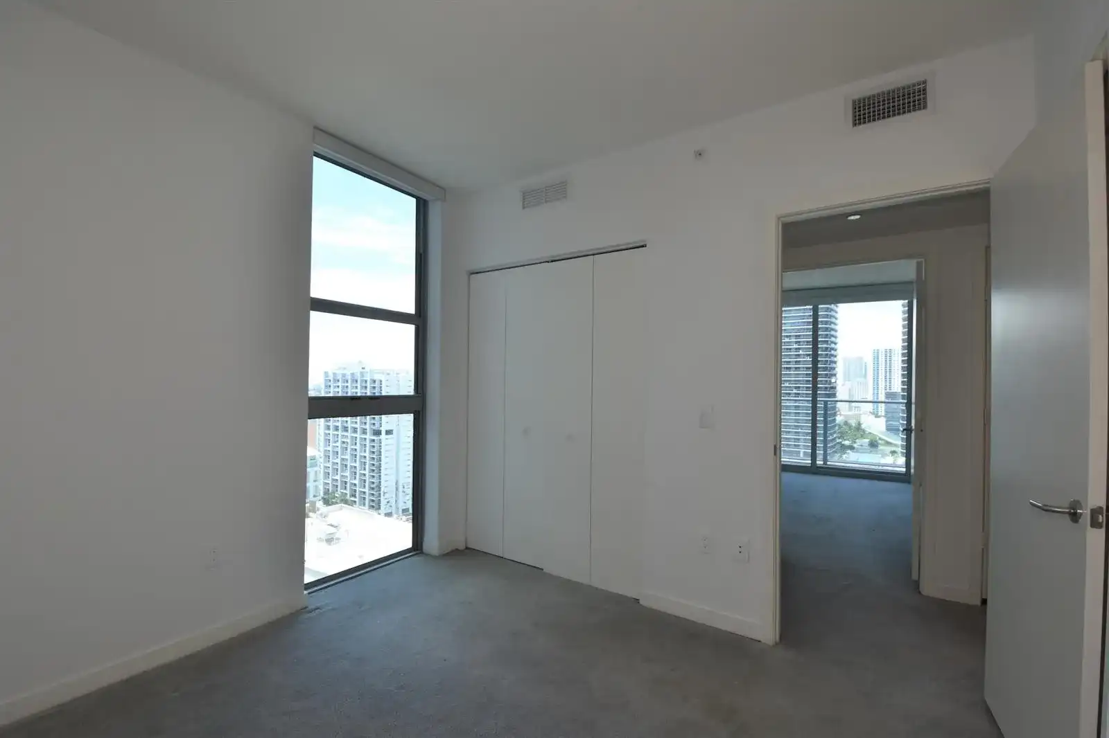 1100 S Miami Avenue # 2207, Miami FL 33130