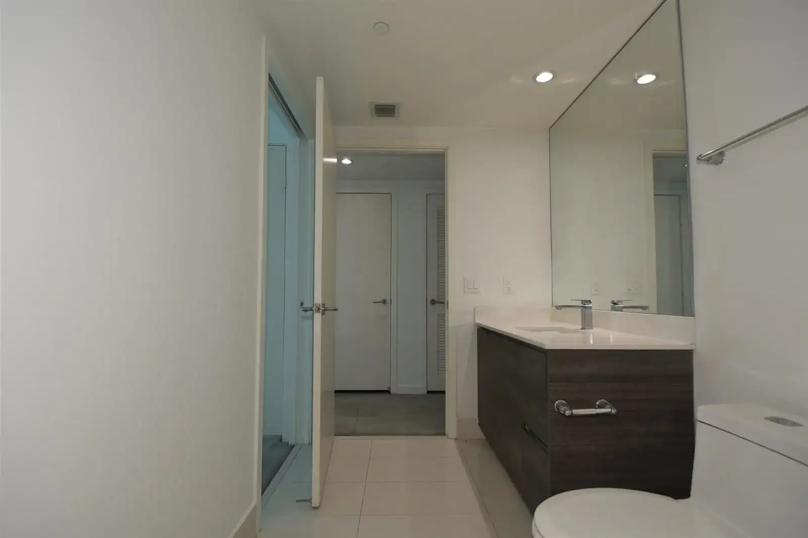 1100 S Miami Avenue # 2207, Miami FL 33130 photo 5