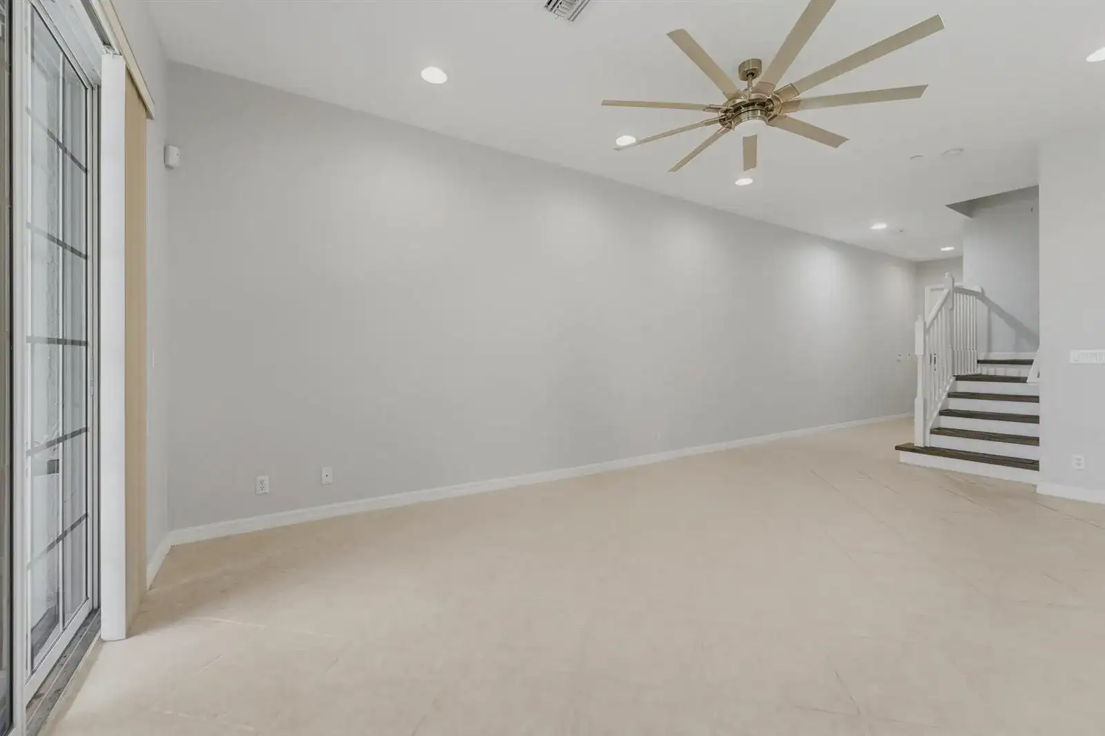126 LANCASTER Road, Boynton Beach FL 33426 photo 4