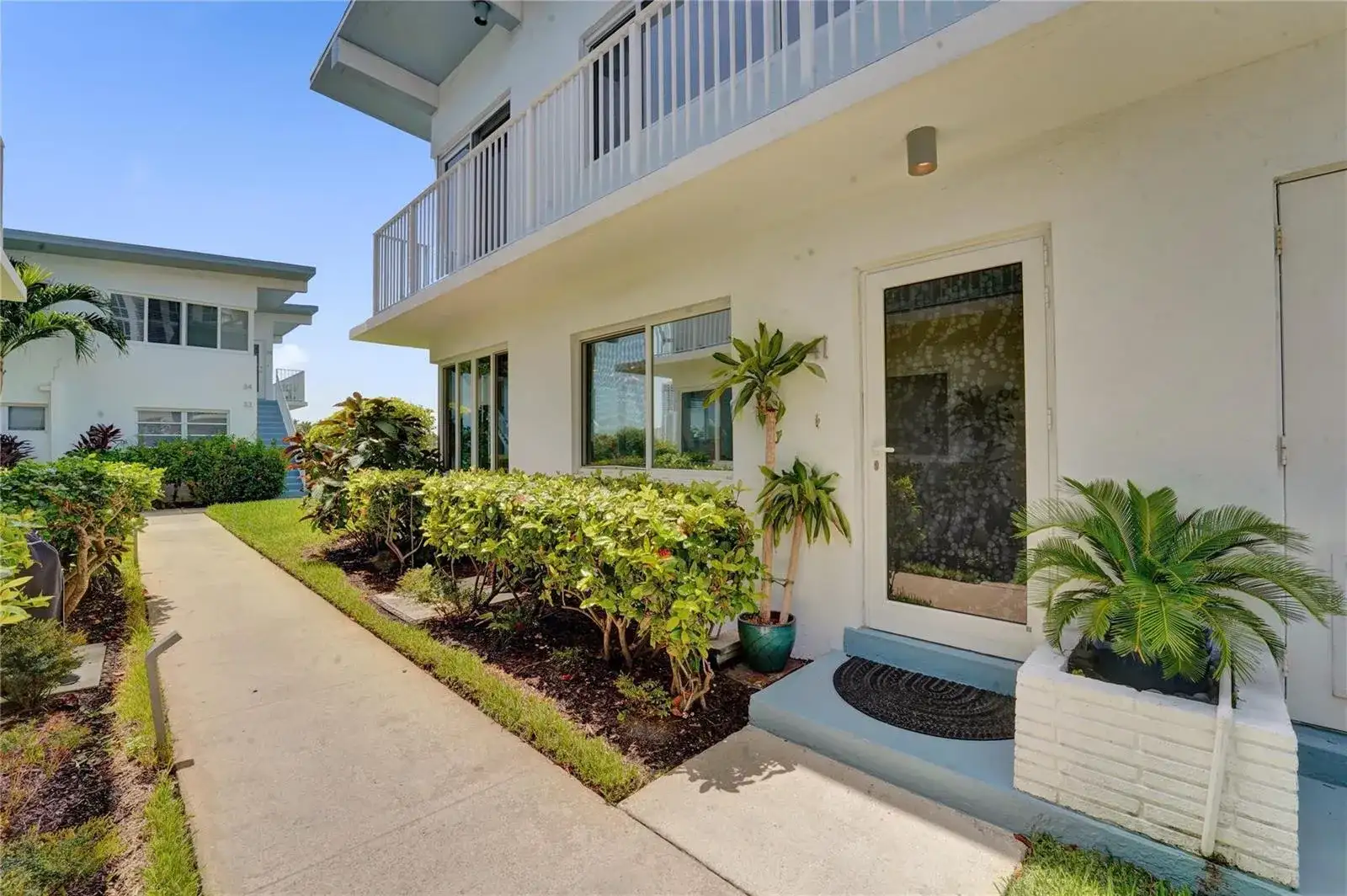 425 BAYSHORE Drive # 41, Fort Lauderdale FL 33304 photo 2