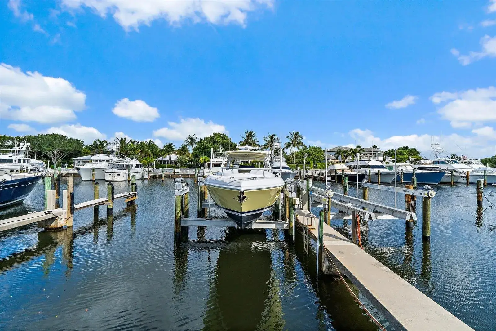 14410 PALMWOOD Road, Palm Beach Gardens FL 33410