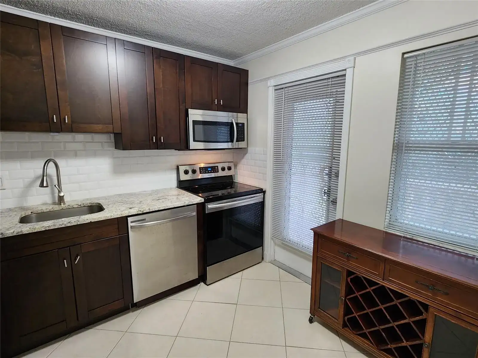 4700 WASHINGTON Street # 308, Hollywood FL 33021 photo 2