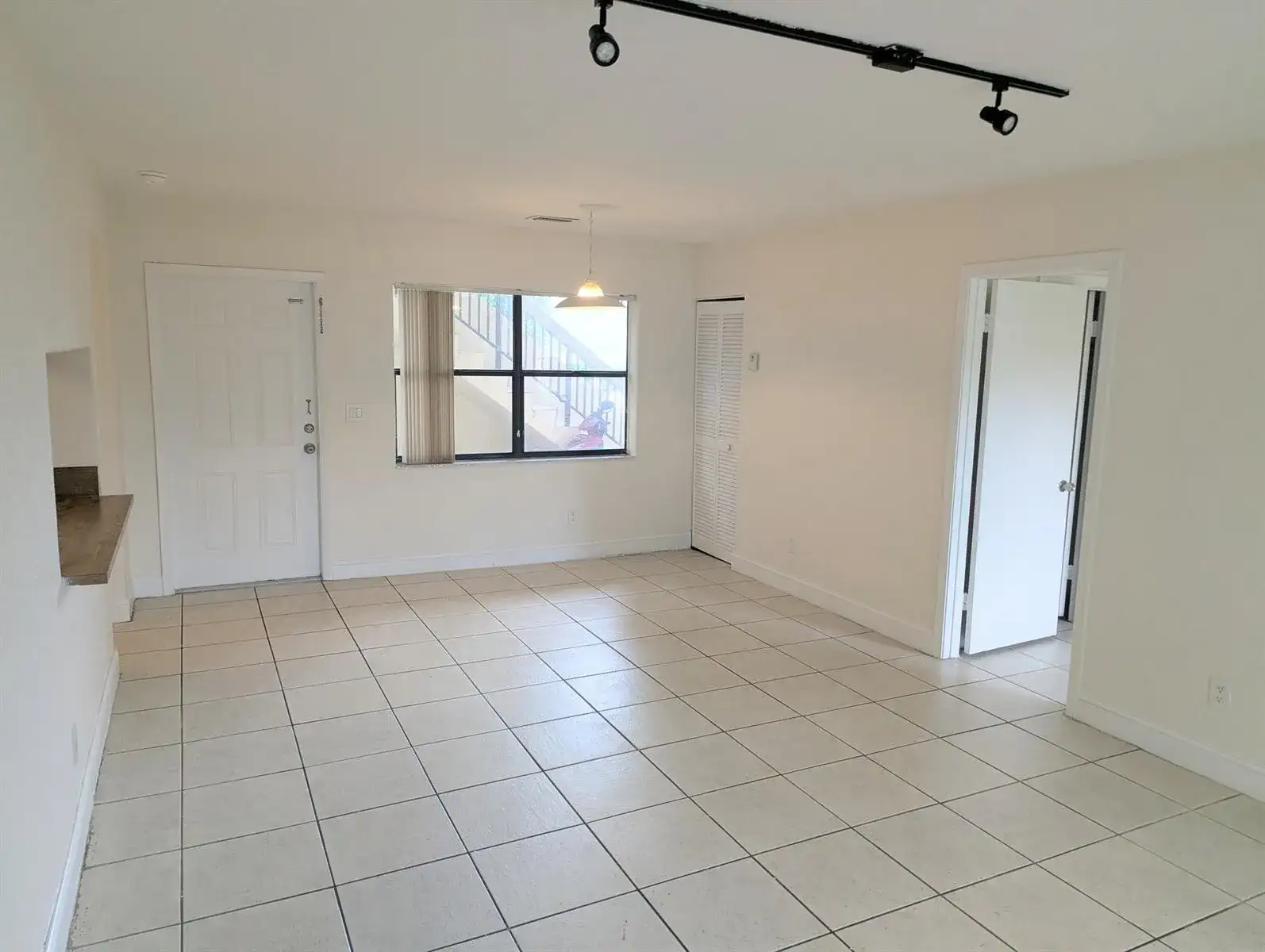 11331 Royal Palm Boulevard, Coral Springs FL 33065 photo 2