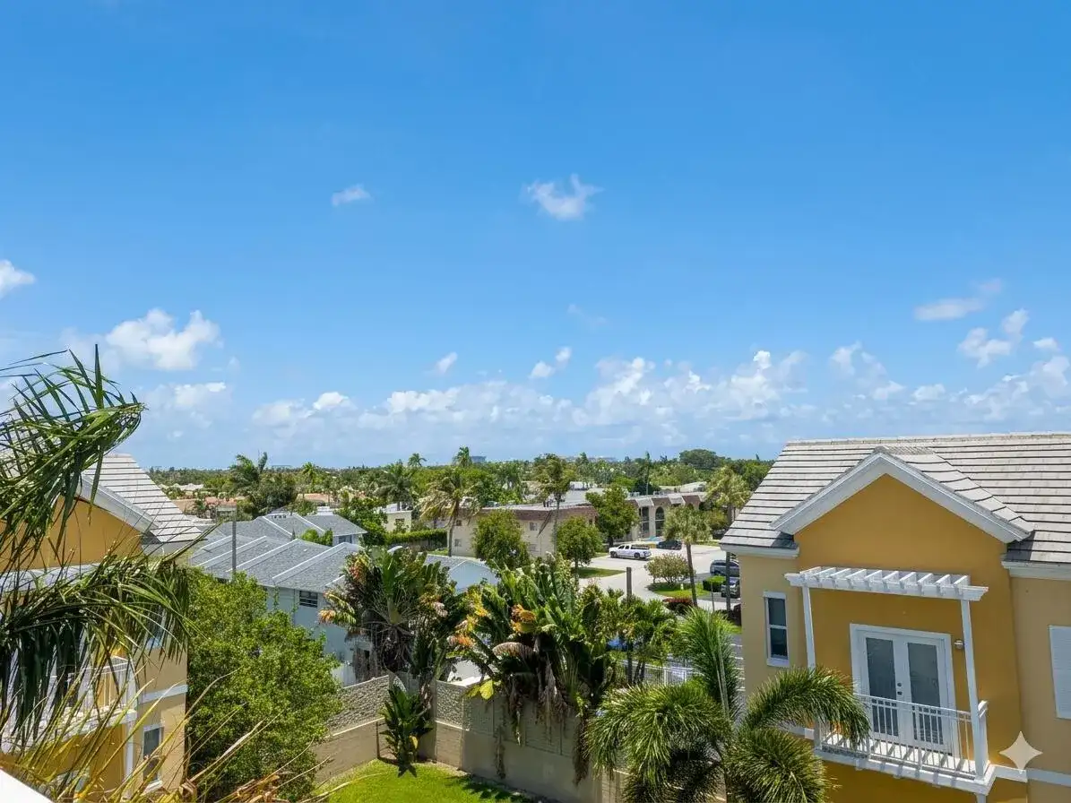 2332 Vintage Drive, Lighthouse Point FL 33064 photo 2
