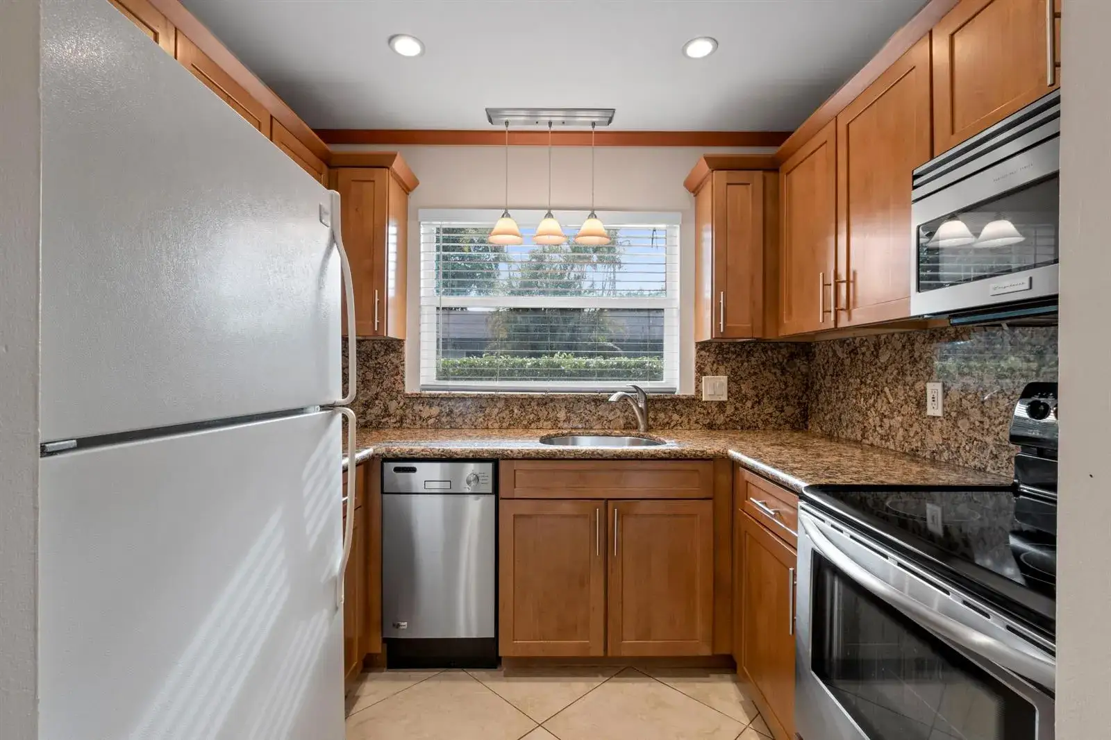 1106 NE 16th Court # 2, Fort Lauderdale FL 33305