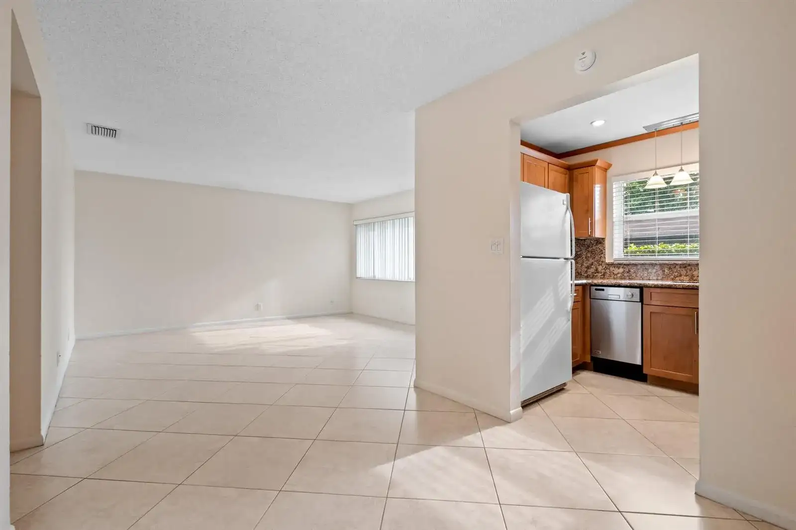 1106 NE 16th Court # 2, Fort Lauderdale FL 33305 photo 4