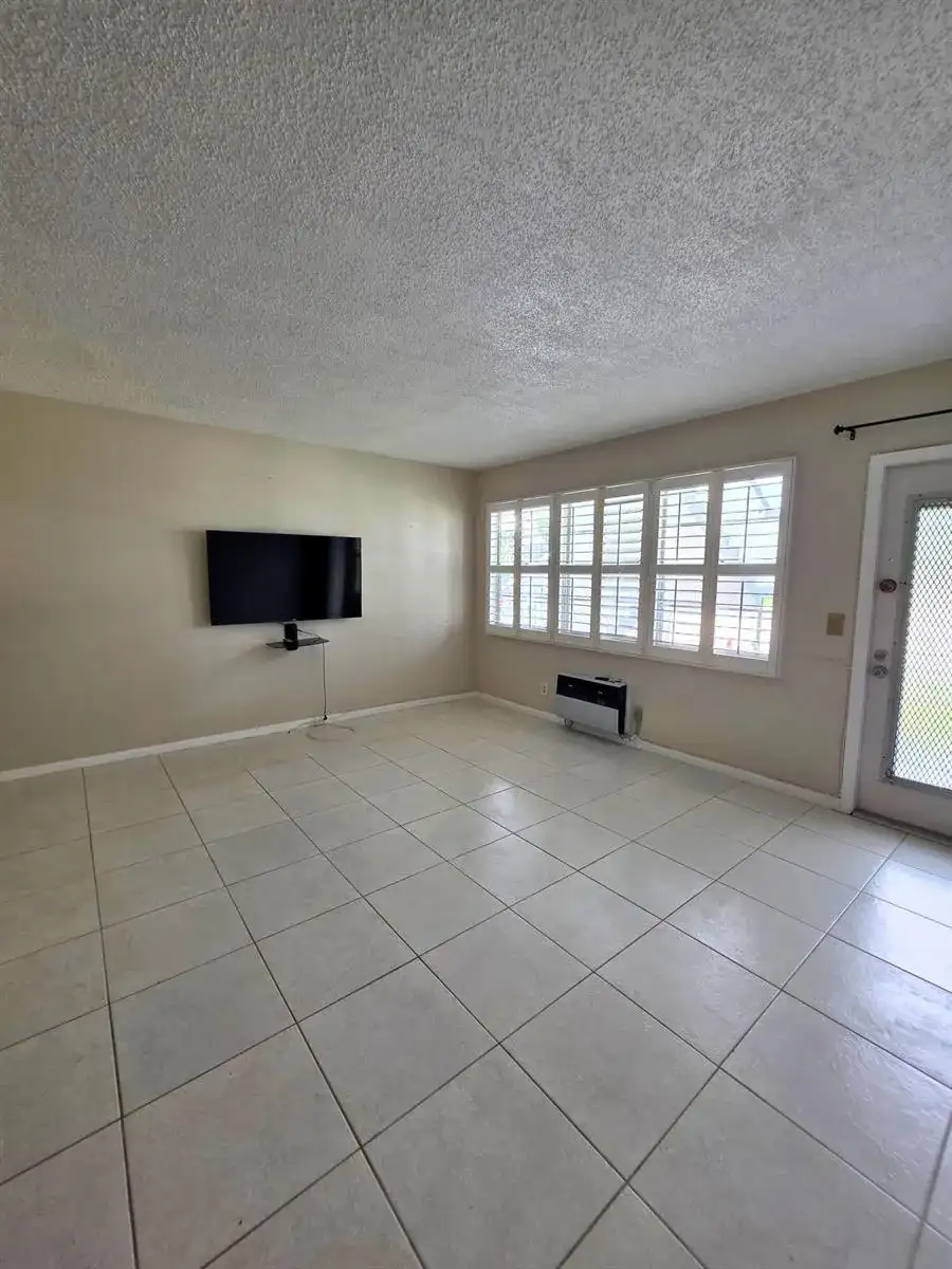 418 Tilford T # 418, Deerfield Beach FL 33442 photo 4