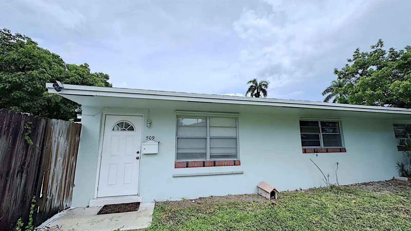 509 SE 2ND Avenue, Dania Beach FL 33004