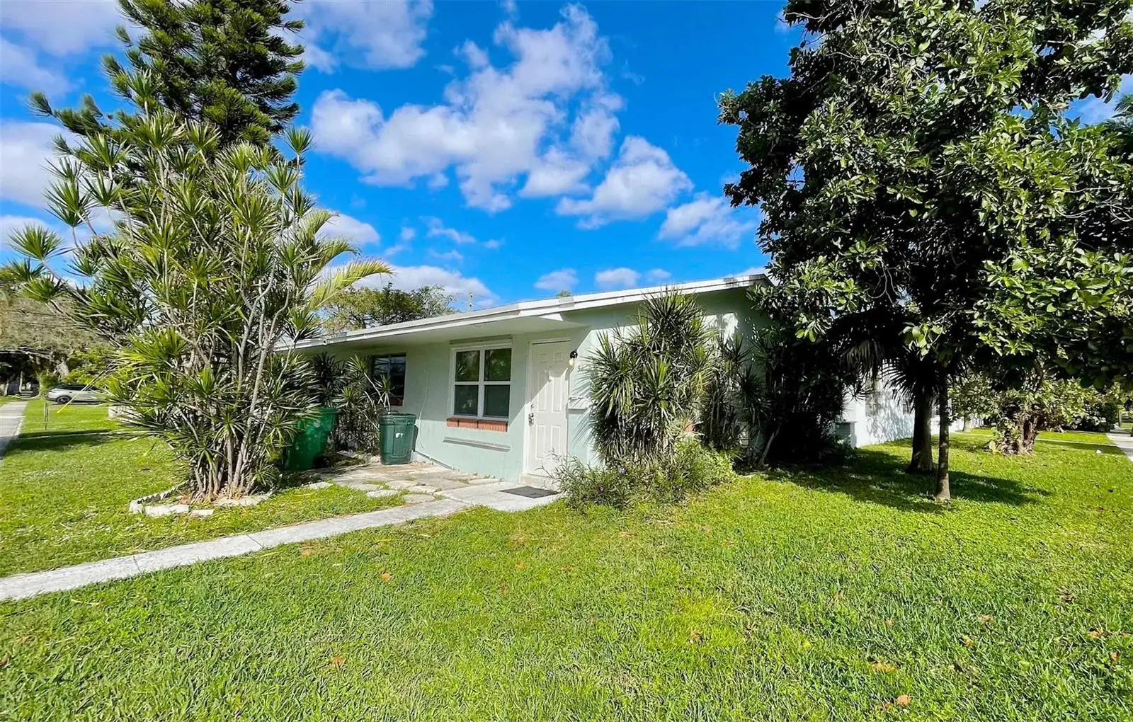 511 SE 2nd Avenue, Dania Beach FL 33004 photo 5