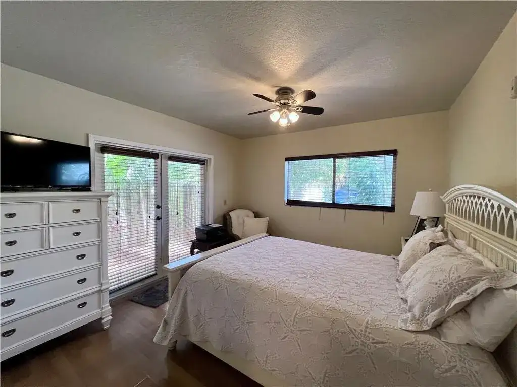 1423 HOLLY HEIGHTS Drive # 7, Fort Lauderdale FL 33304 photo 3