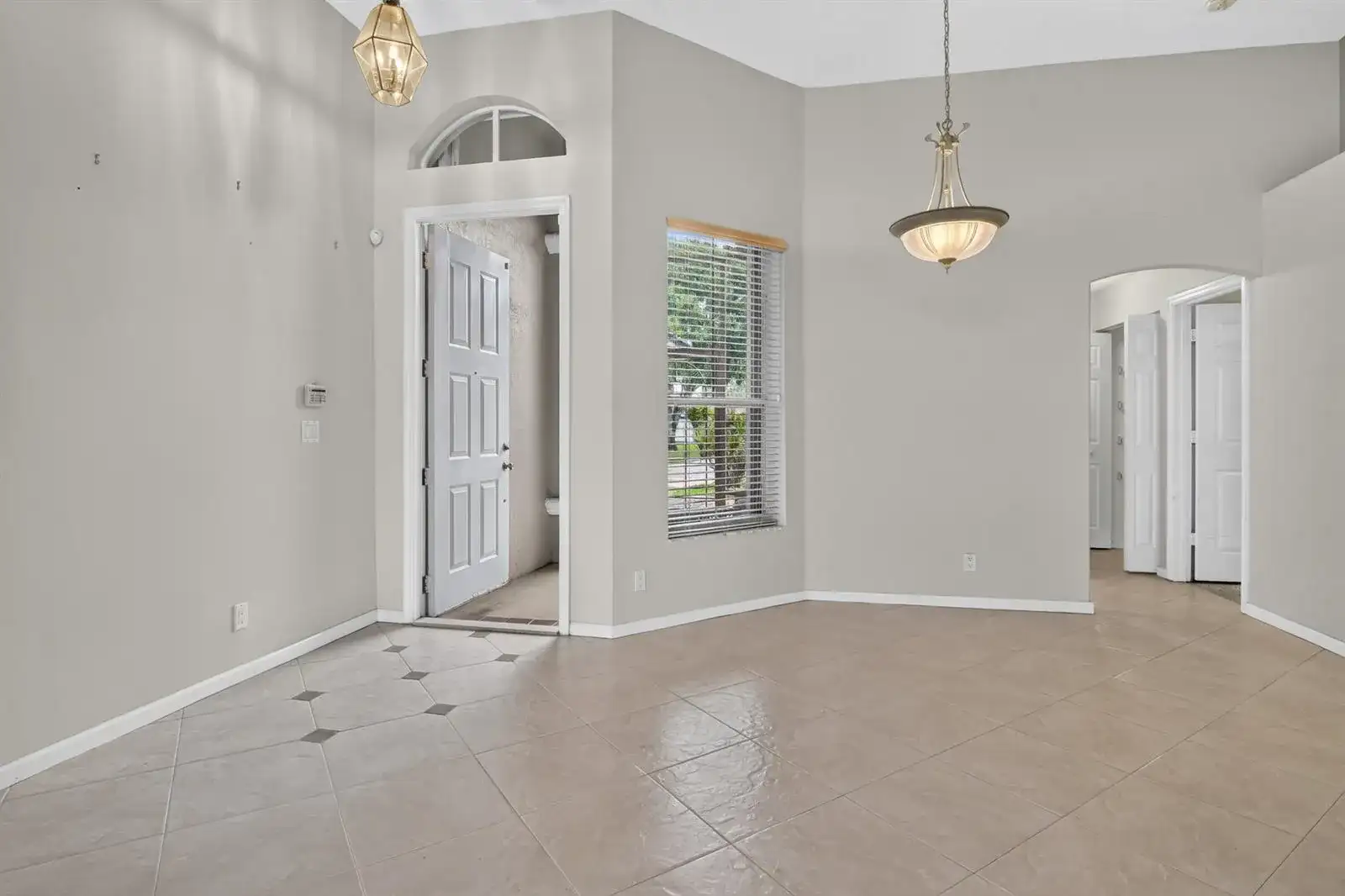 6783 Las Colinas Court, Lake Worth FL 33463 photo 3