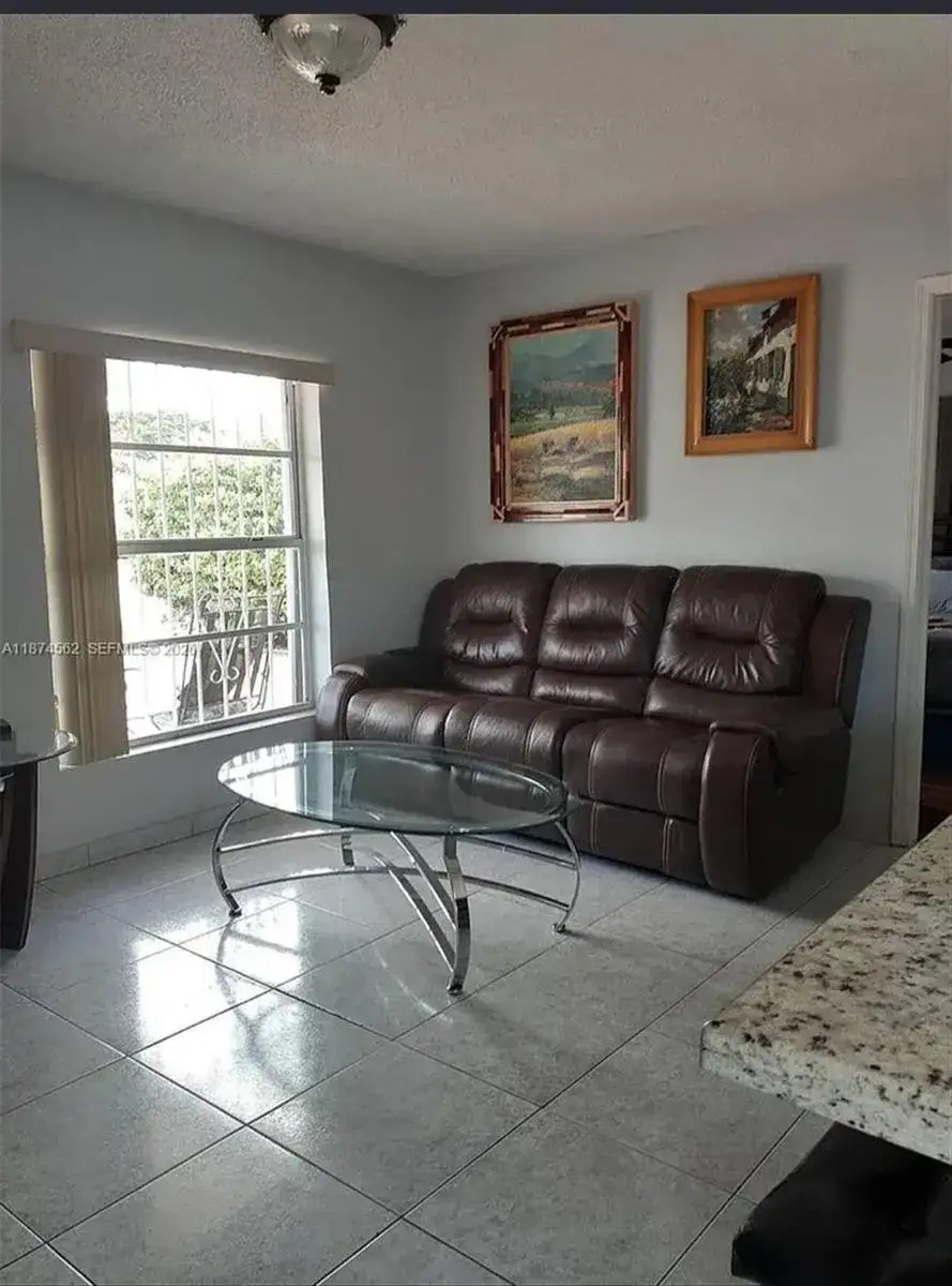 9360 SW 37TH Street, Miami FL 33165 photo 4