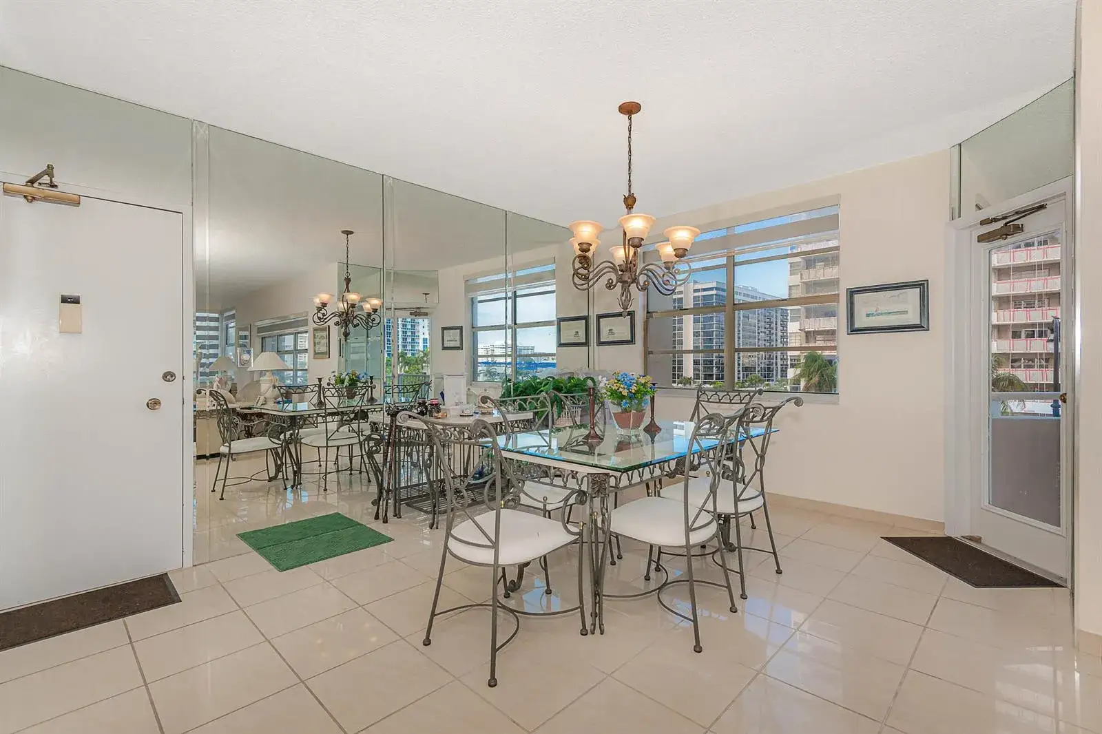 1980 S OCEAN Drive # 3P, Hallandale Beach FL 33009
