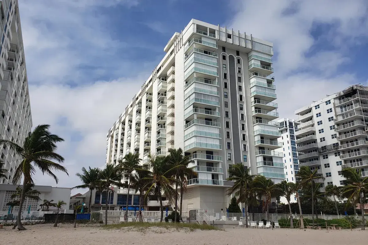 1000 S Ocean Boulevard # 9J, Pompano Beach FL 33062
